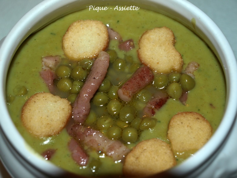 SOUPE CREMEUSE DE PETITS POIS AUX LARDONS Pique Assiette